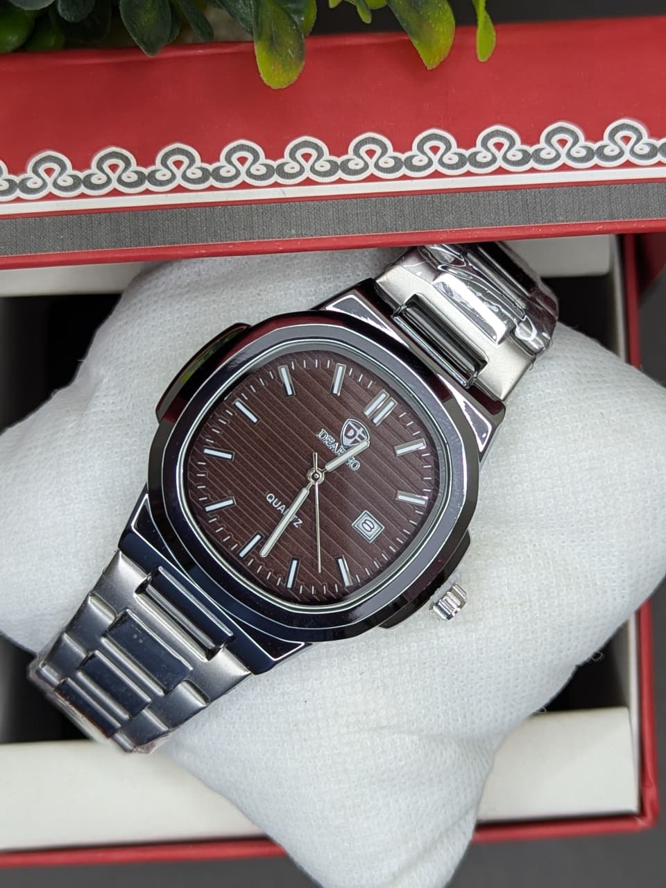 Dearno Stainless Steel - Engineered for Elegance.