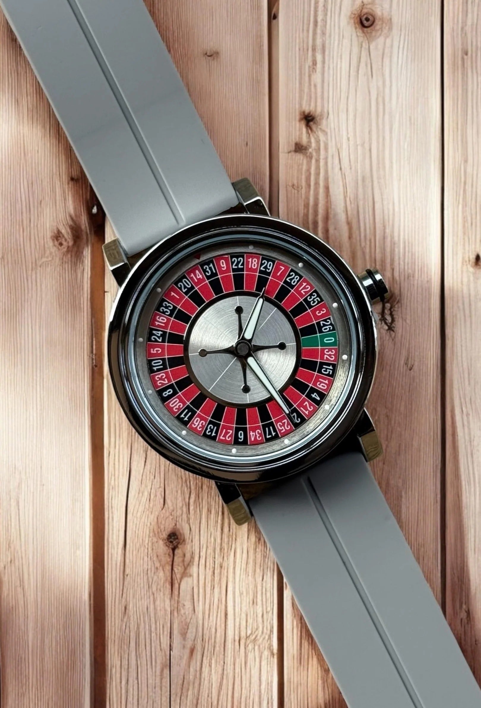 Rotatory Dial Watch with Silicon Straps & Magnetic Lock